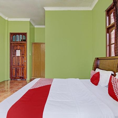 Oyo 92551 Netra Hotel Ujunbatu Ngoại thất bức ảnh