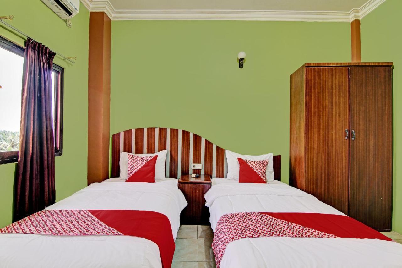 Oyo 92551 Netra Hotel Ujunbatu Ngoại thất bức ảnh