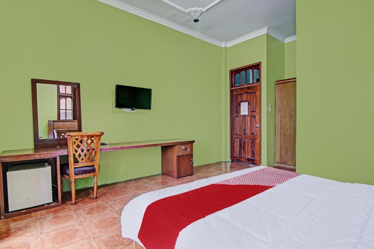 Oyo 92551 Netra Hotel Ujunbatu Ngoại thất bức ảnh