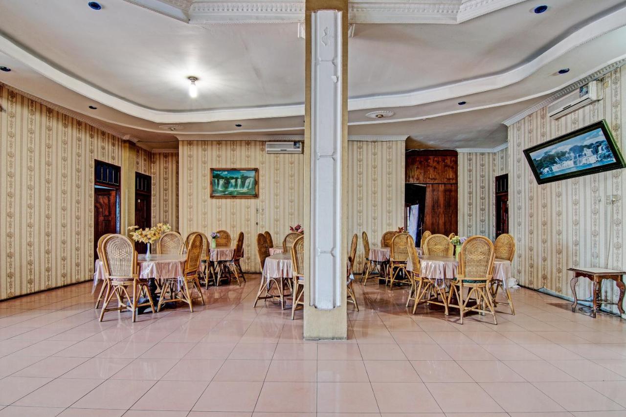 Oyo 92551 Netra Hotel Ujunbatu Ngoại thất bức ảnh